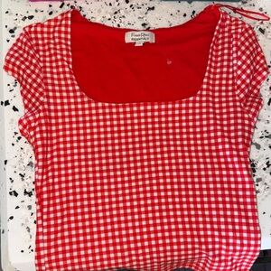 Front Point Essentials Red Checkered Women's Short Sleeve Top